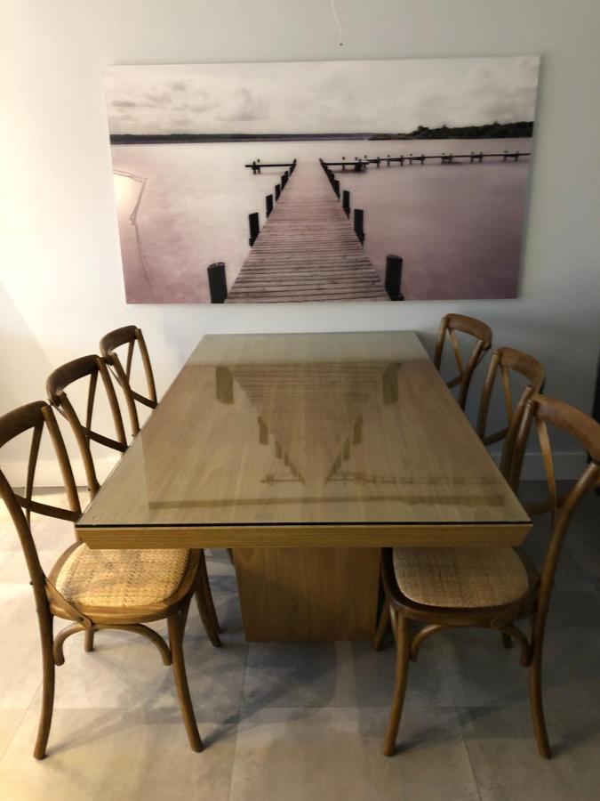 Apartamento Impecavel Completo Proximo A Praia Com Barco Opcional Γκουαρούχα Εξωτερικό φωτογραφία